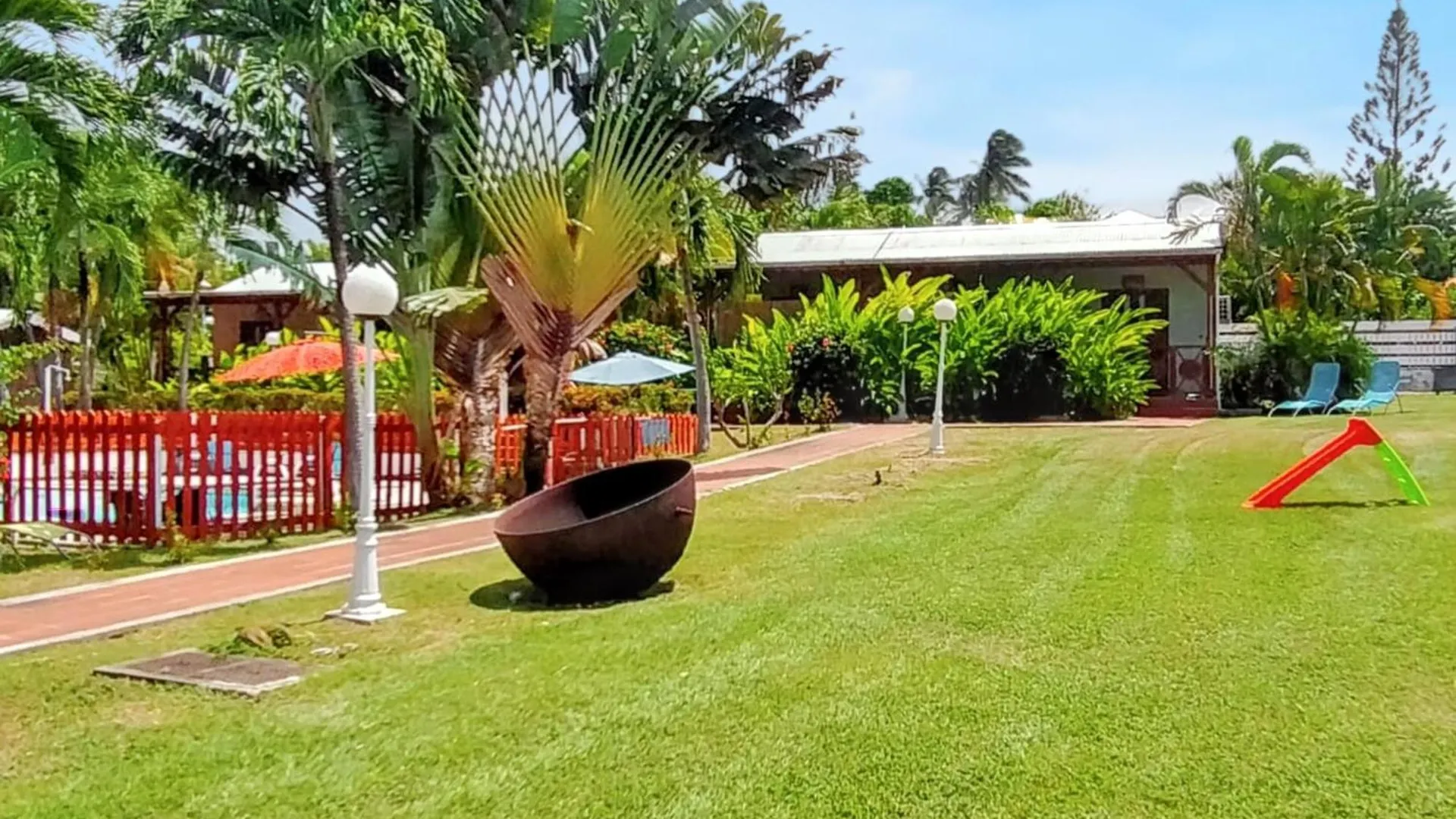 Holiday home Maison Charmante: Plessis-Nogent avec Piscine Partagée Sainte-Rose Guadeloupe